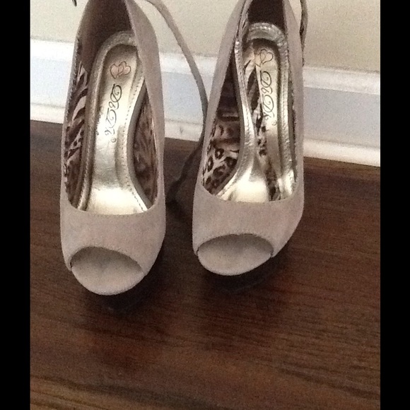 😮shoes😮⚡️ - Picture 4 of 4